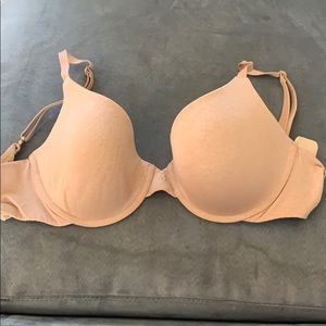 Victoria’s Secret T-shirt bra
